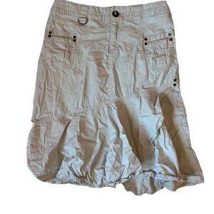 geez louise >.< | beautiful Y2K beige midi skirt